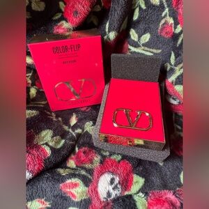 Valentino Color Flip Multi Look Eyeshadow Palette
